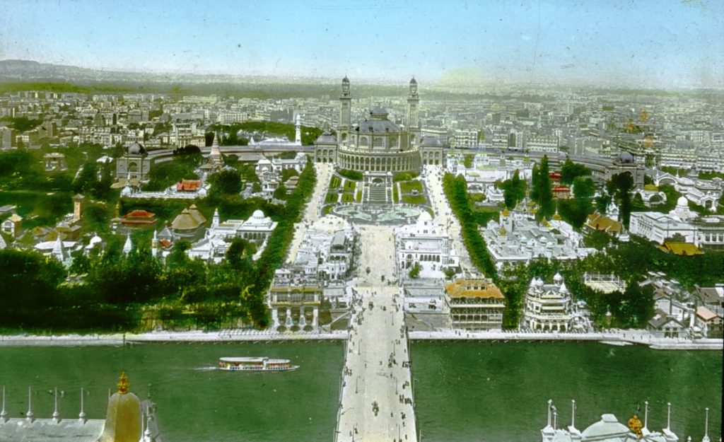 Paris_Exposition_Trocadero_and_Pont_d'Iéna,_aerial_view,_Paris,_France,_1900_correction_Pont_d'Iéna